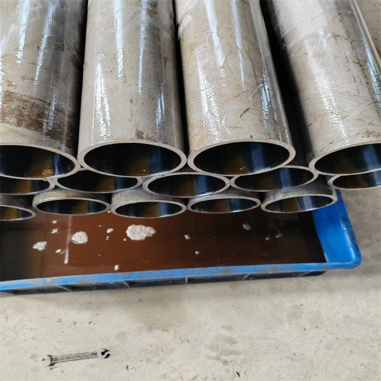 201���P�Һ���͸׹�